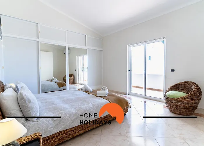 #248 Loureira 54 By Holidays