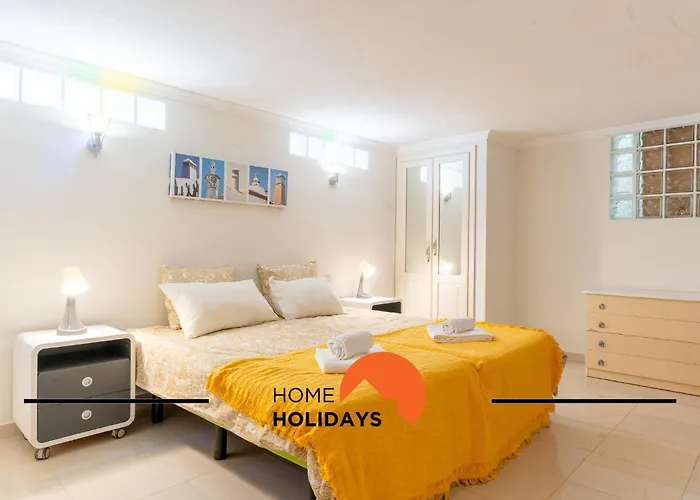 #248 Loureira 54 By Holidays Вилла